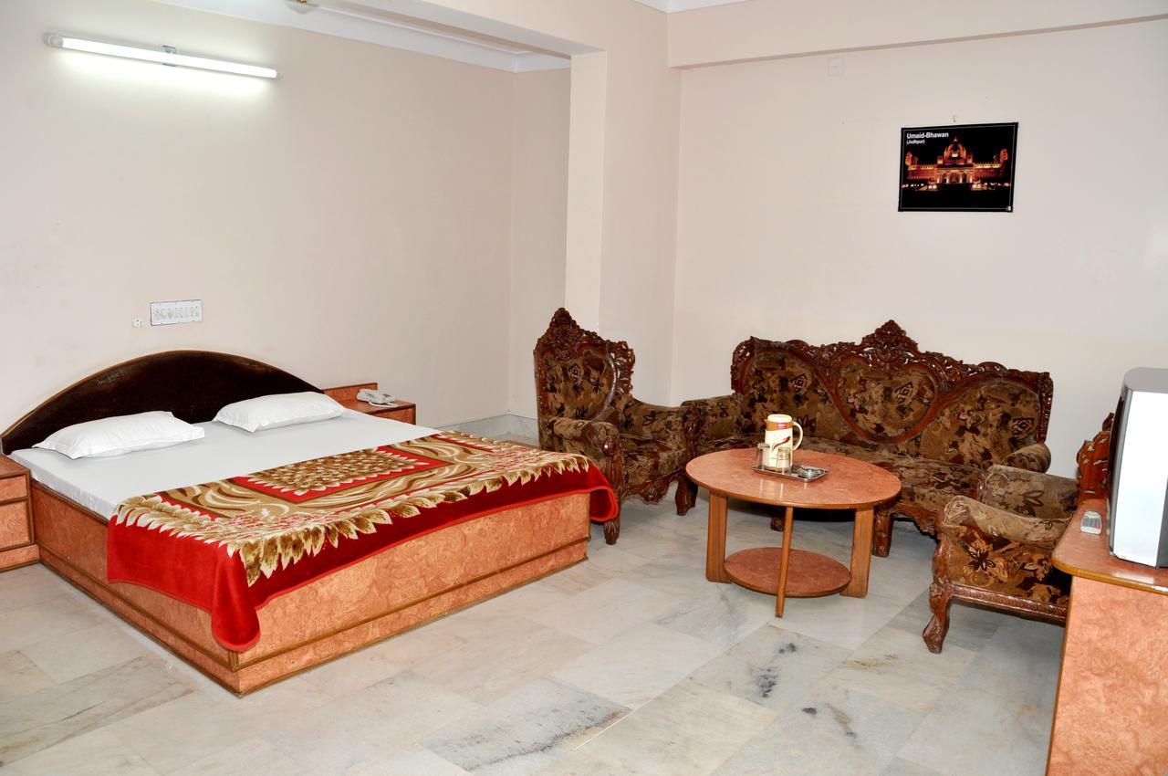 Hotel Kirti Plaza Chittorgarh Exterior photo