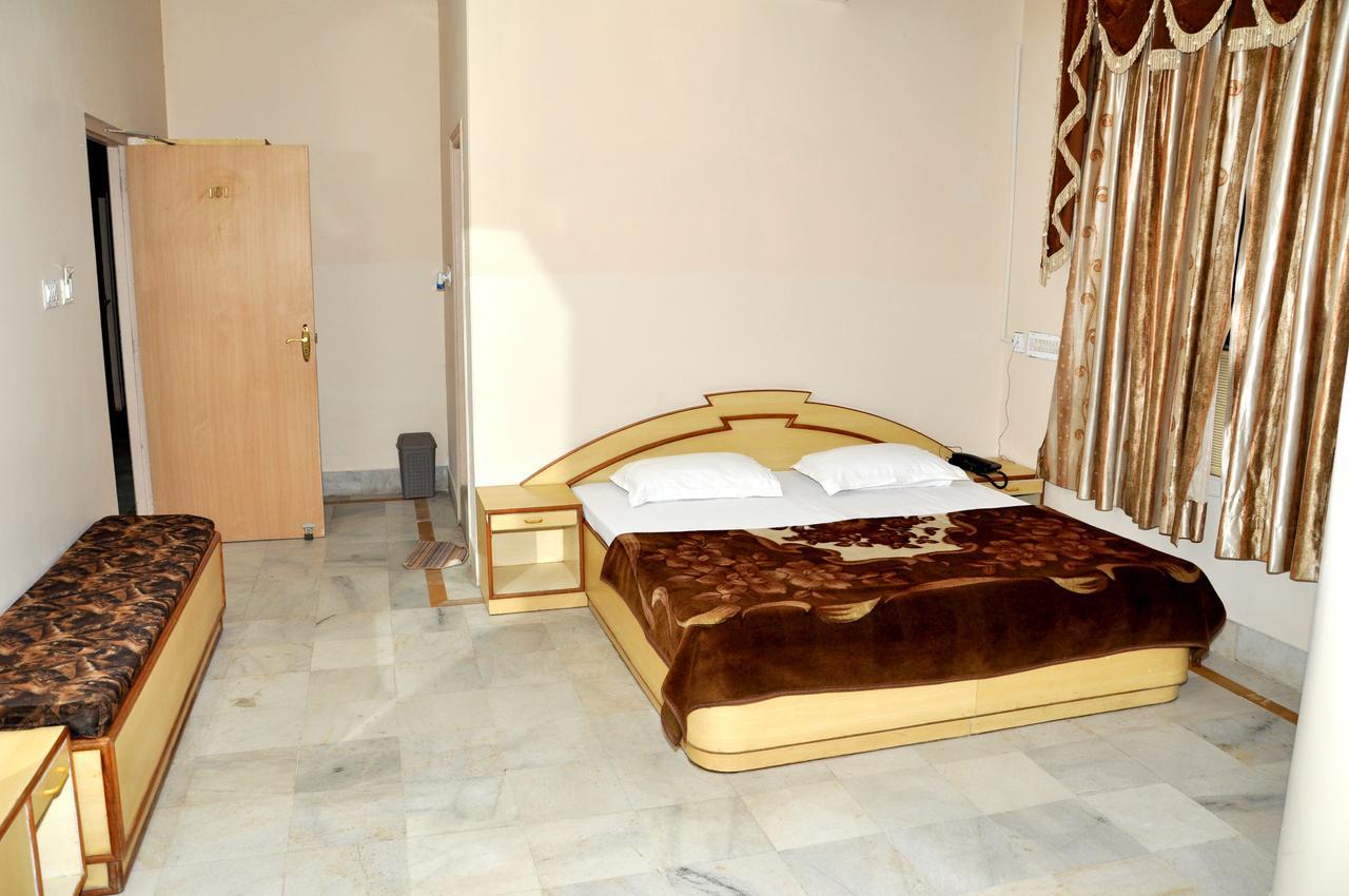 Hotel Kirti Plaza Chittorgarh Exterior photo