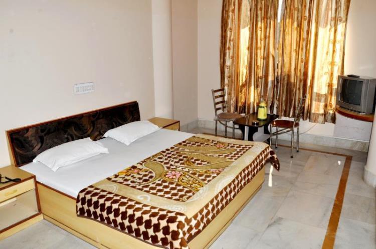 Hotel Kirti Plaza Chittorgarh Exterior photo